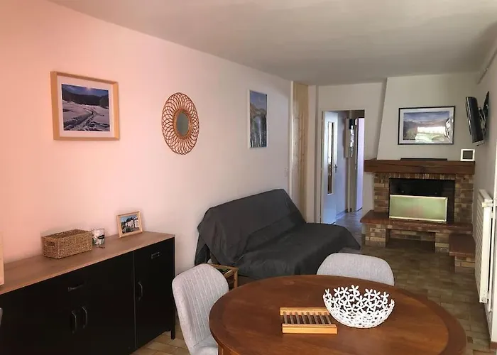 Joli Appartement Avec Terrasse Et Jardin - Vue Sur Montagne