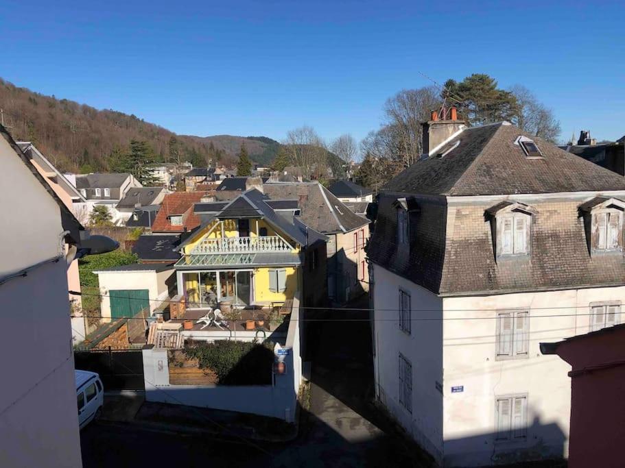 Apartment Joli Avec Terrasse Et Jardin - Vue Sur Montagne *